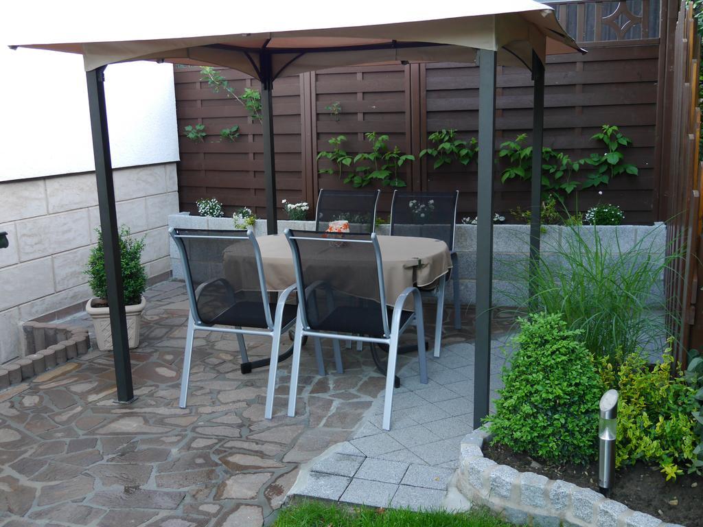 Ferienwohnung-Apartment Regnitztal Buttenheim ภายนอก รูปภาพ