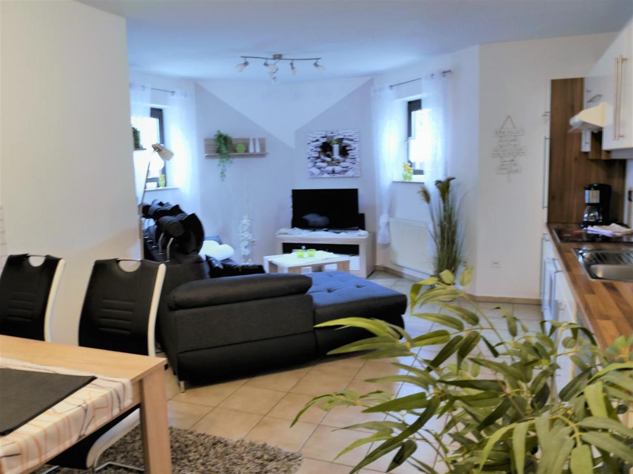 Ferienwohnung-Apartment Regnitztal Buttenheim ภายนอก รูปภาพ